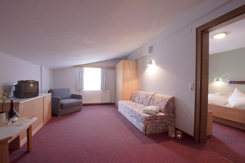 Hotel Alpenfriede Jerzens Luaran gambar