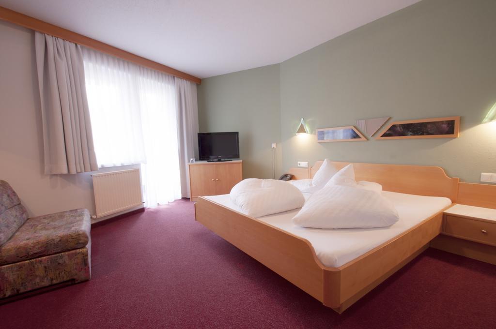 Hotel Alpenfriede Jerzens Luaran gambar